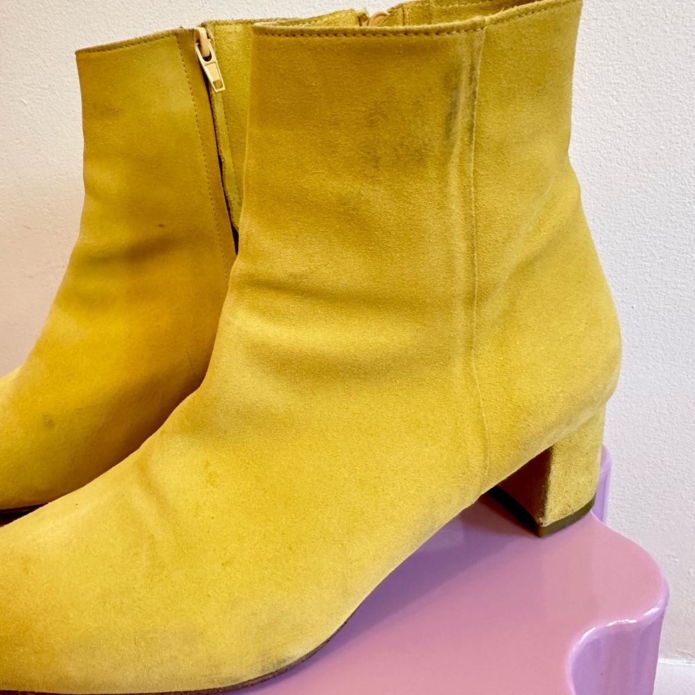 Marais USA Yellow Suede Ankle Boots sz 11 - Picture 3 of 4